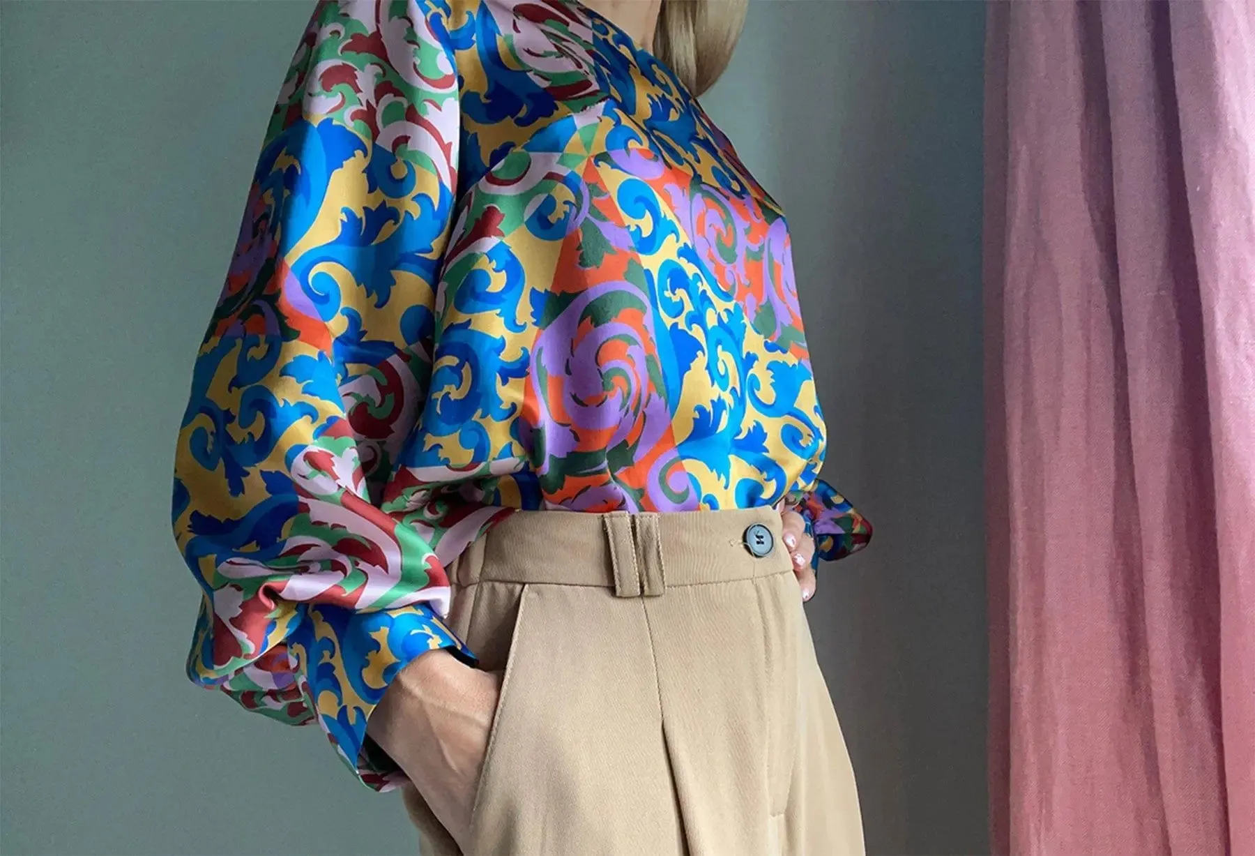 AHB Atelier Women's Liberty Silk Rococo Scrolls Balloon Sleeve Blouse