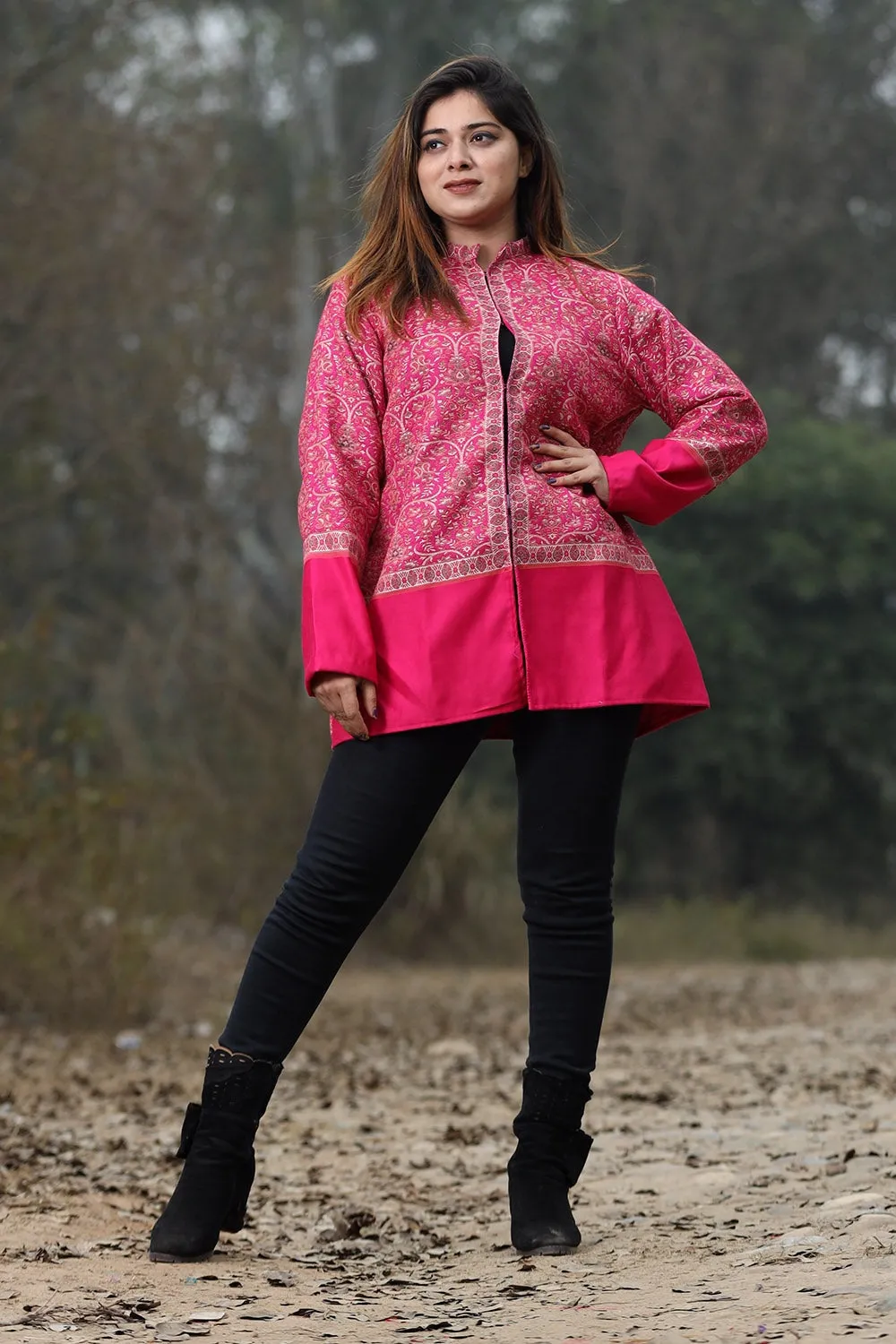 Attractive Pink Colour Jamawar Woven Jacket With Beautiful Designer Pattern Defines Sophistication.