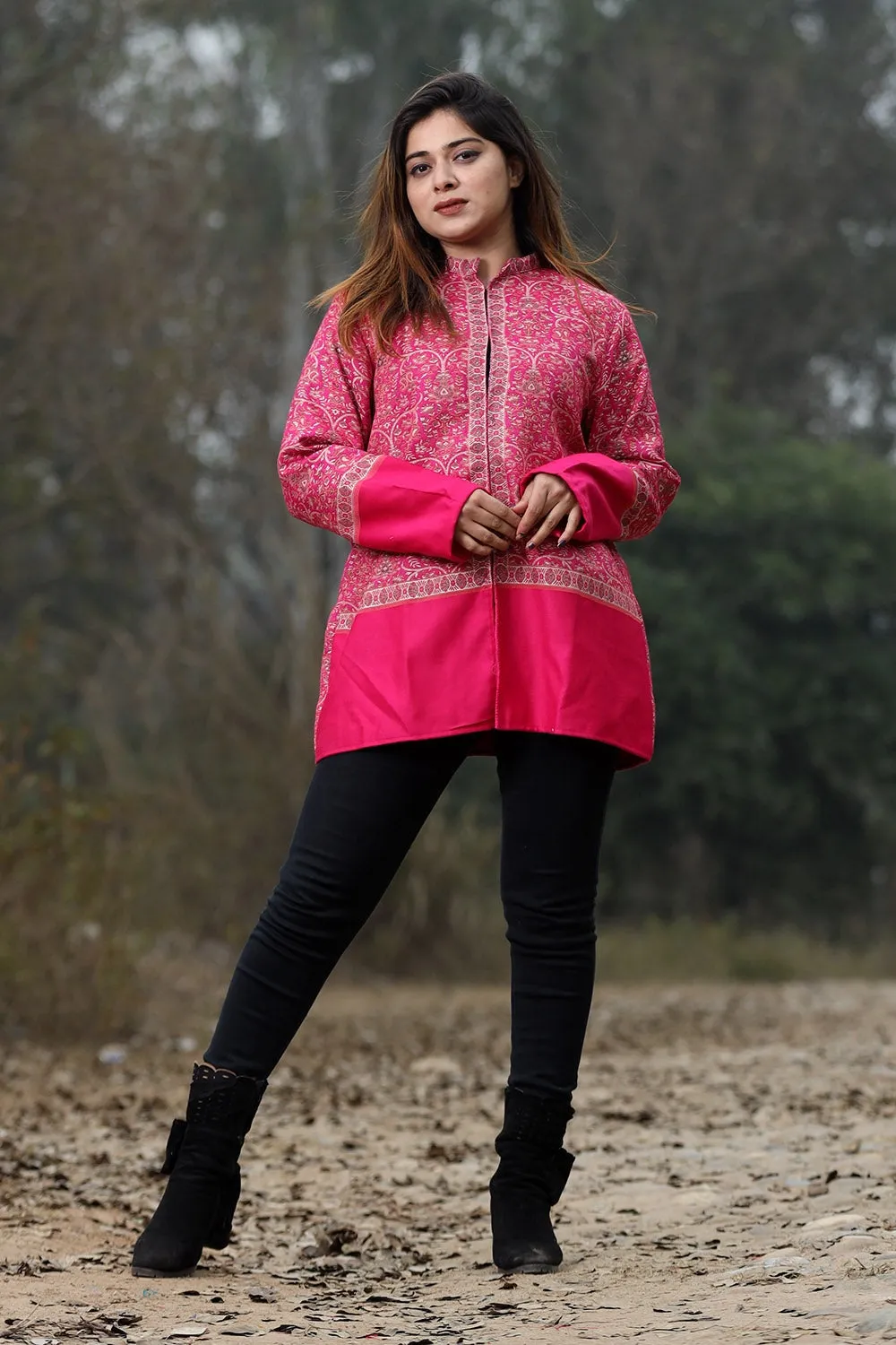 Attractive Pink Colour Jamawar Woven Jacket With Beautiful Designer Pattern Defines Sophistication.