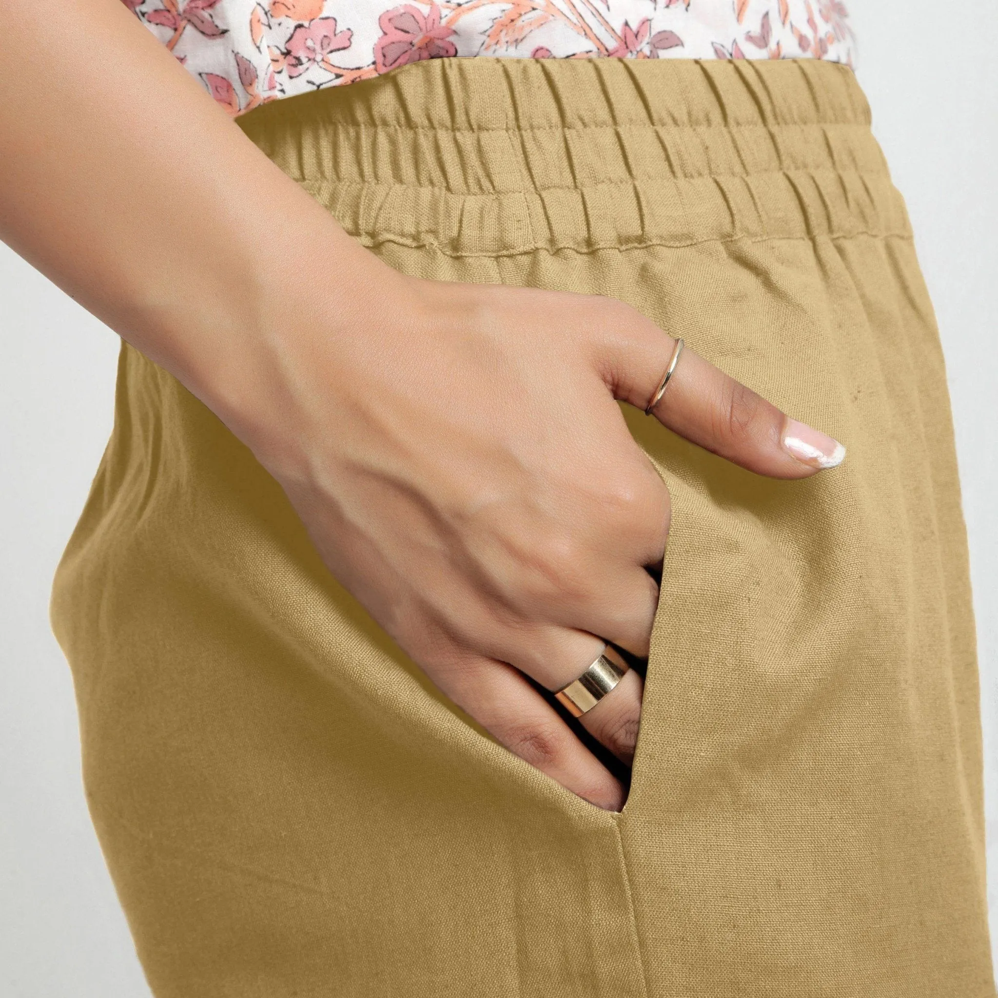 Light Khaki Cotton Flax Elasticated Midi-Rise Culottes