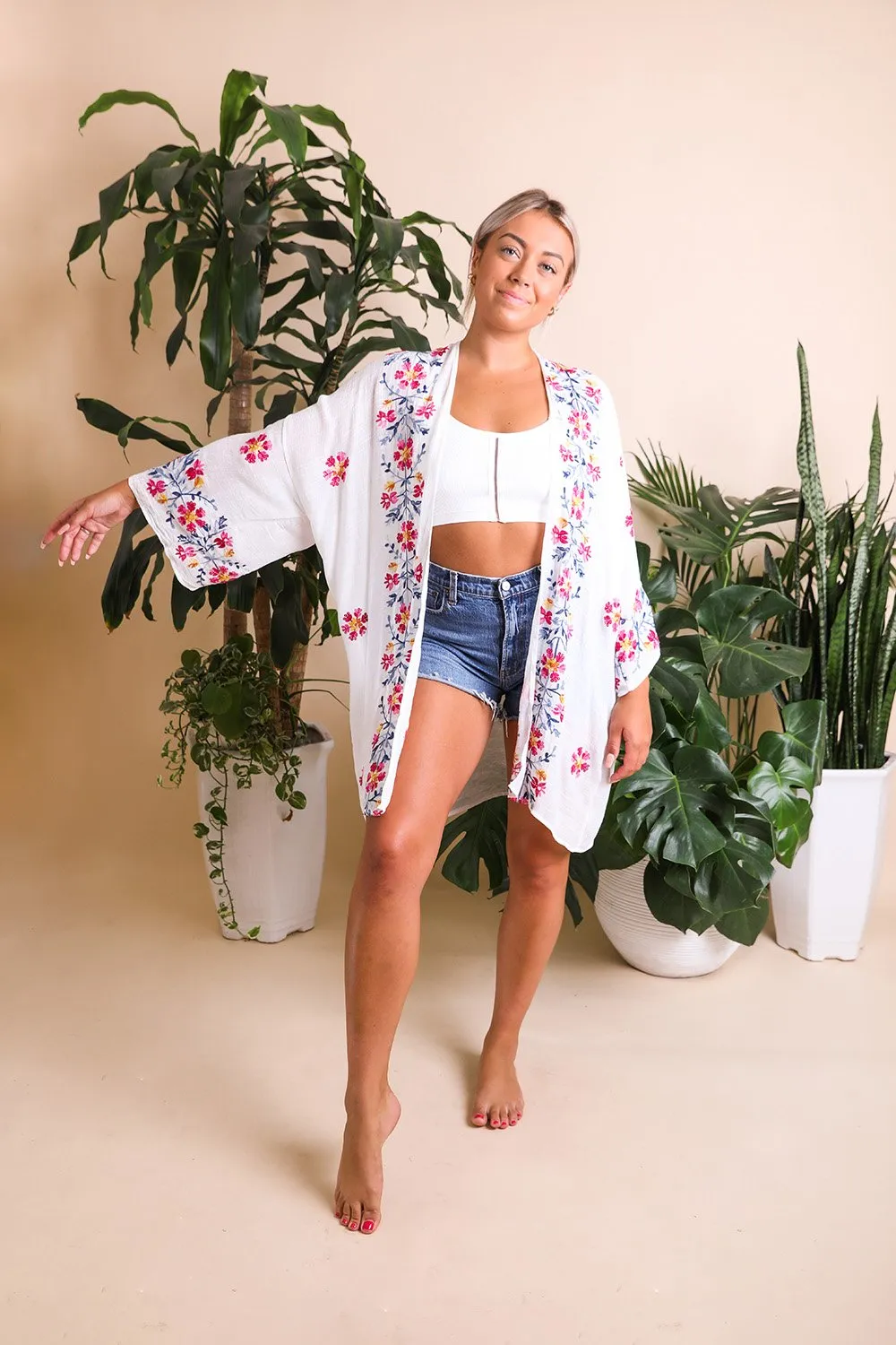 Lightweight Anemone Embroidered Kimono