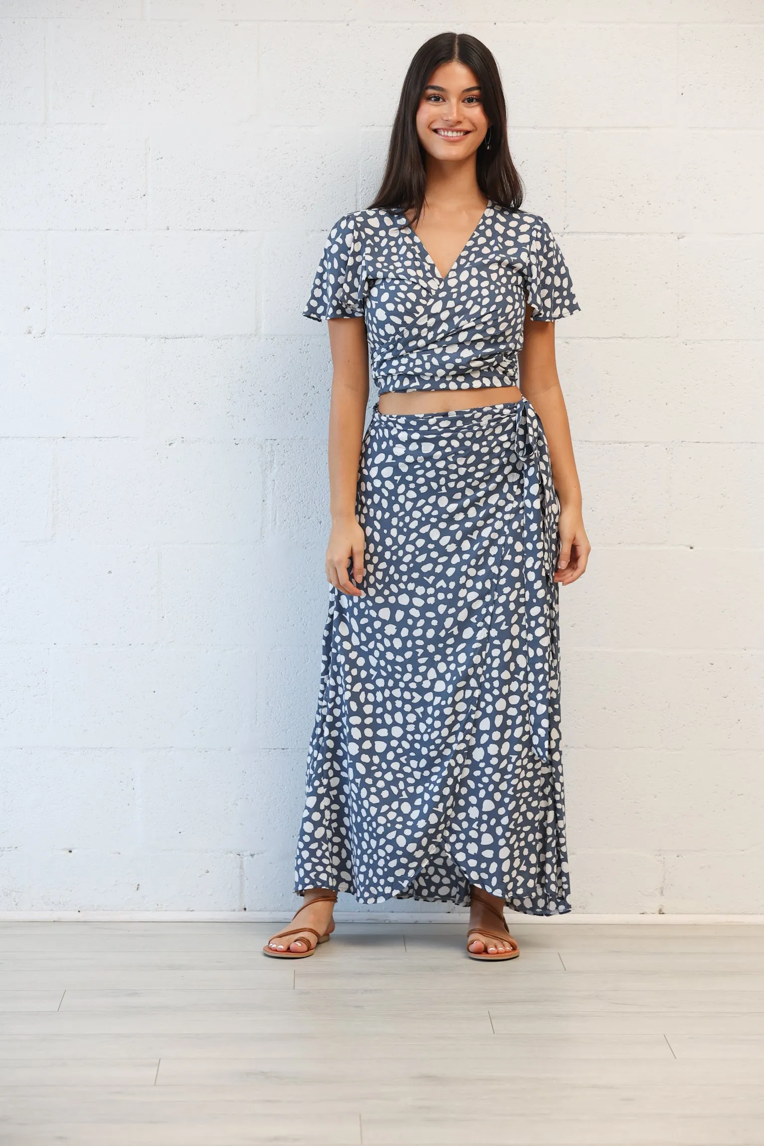 Robbie Wrap Top in Pebble