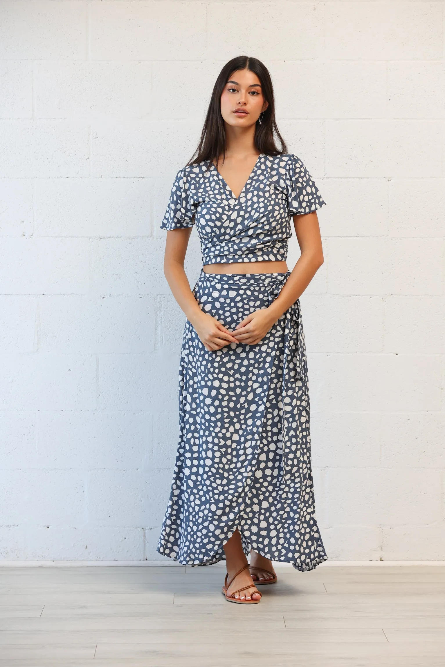 Robbie Wrap Top in Pebble