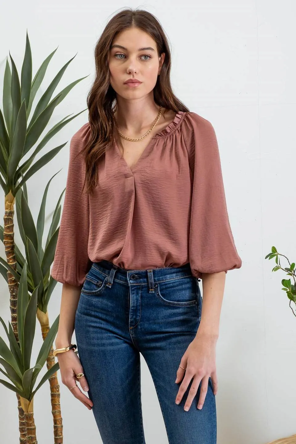 SPLIT NECK 3/4 BALLOON SLEEVE BLOUSE