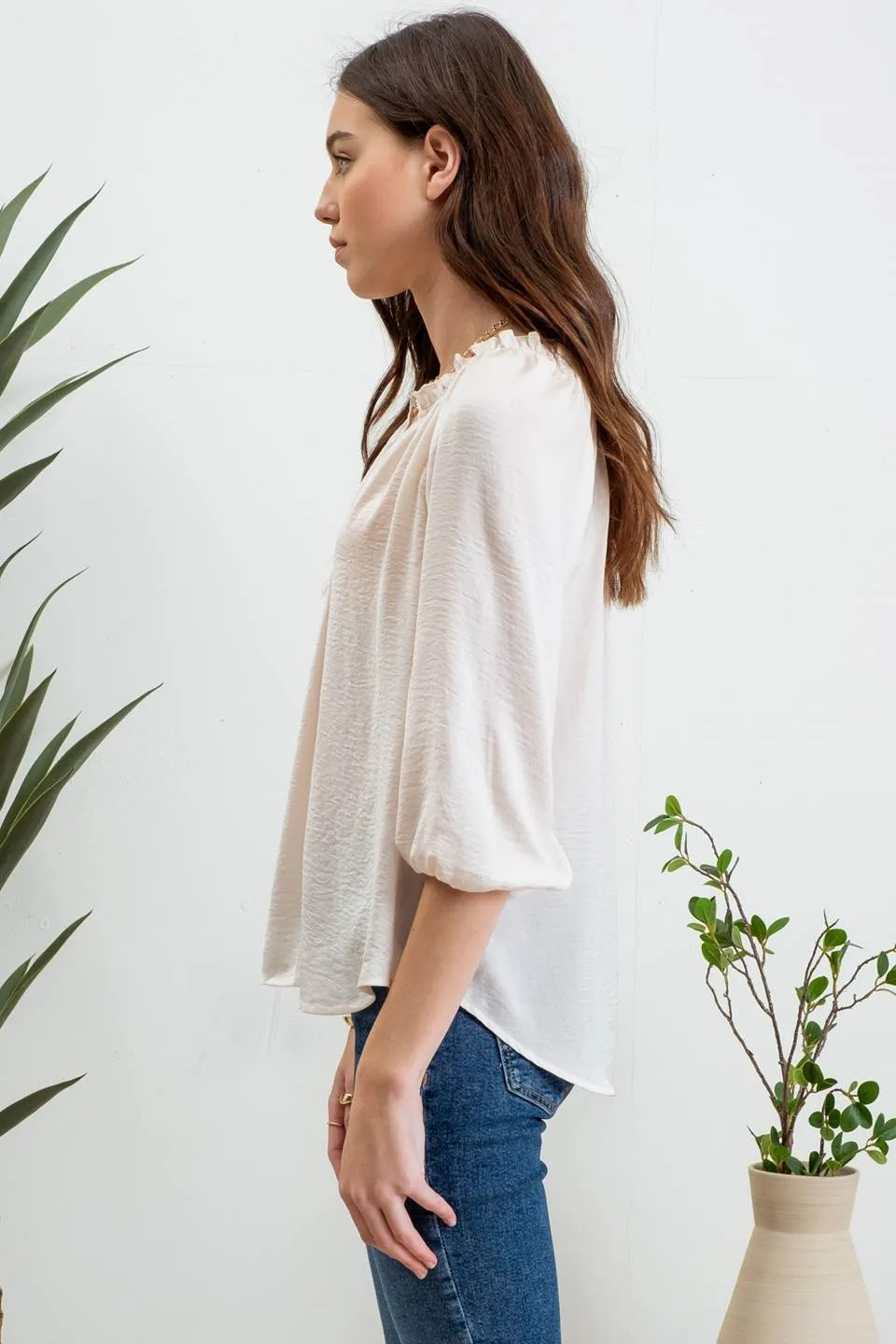 SPLIT NECK 3/4 BALLOON SLEEVE BLOUSE