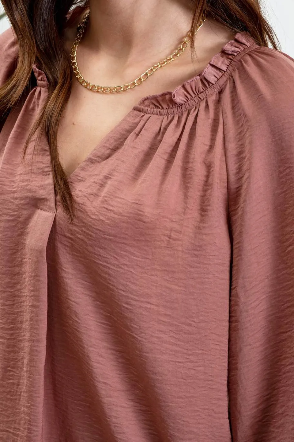 SPLIT NECK 3/4 BALLOON SLEEVE BLOUSE