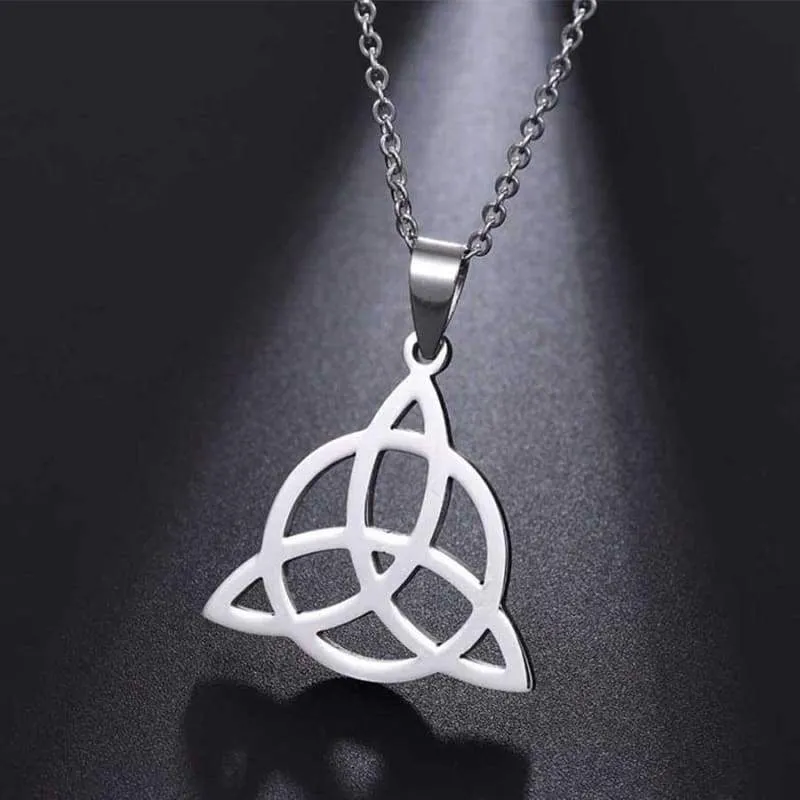 Viking Knot Pendant Necklaces Men Pendants Irish Viking Triquetra Symbol Necklace Amulet Charm Jewelry Gift (SCQG0037 50cm)